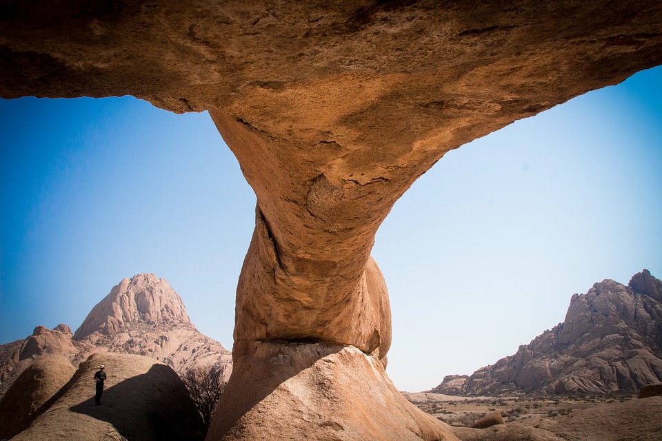 Bild von Namibia Landschaft Fels