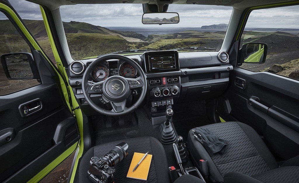 Bild von Innenraum bei Suzuki Jimny 2019